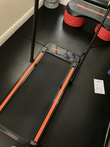 Therun under desk - therun,